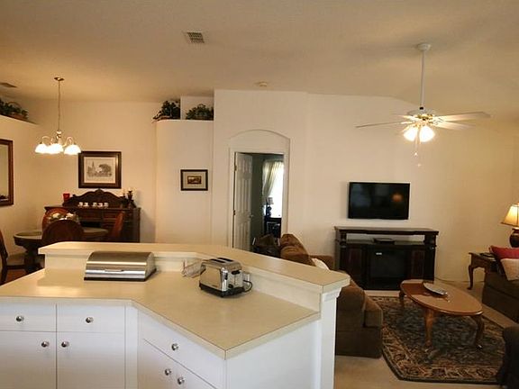 4th image of 385 Tavernier Cir