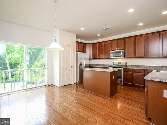 4th image of 8537 Golden Eagle Ln