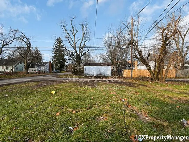 455 S Napoleon Ave — Photo 23