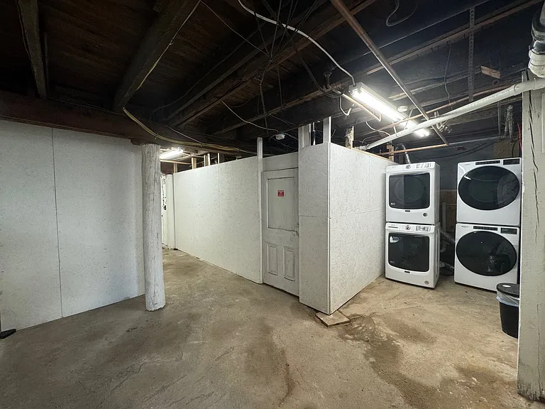 212 N Railroad St #2 — Photo 10