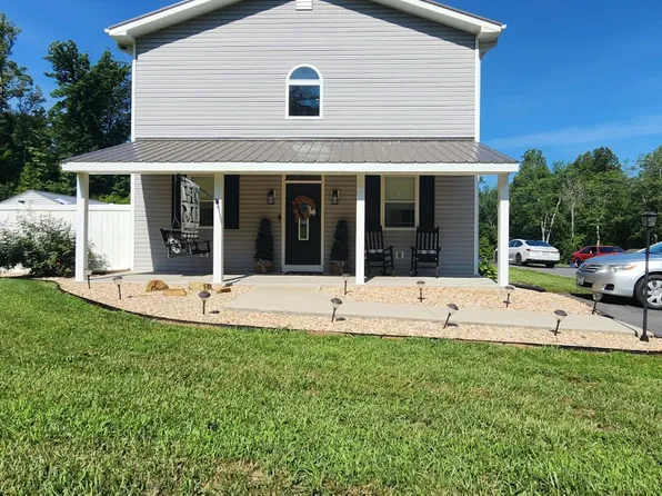 159 Cedarwood Dr, Rustburg, VA 24588