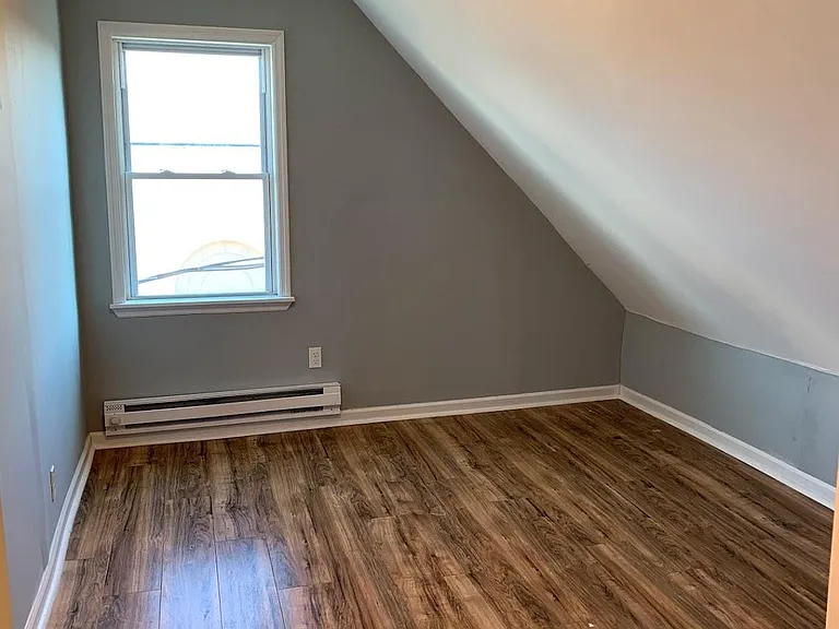 183 Ferry St #6 — Photo 4
