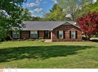 110 Beacon Dr, Fayetteville, GA 30215