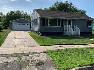 1617 16th Ave E, Hibbing, MN 55746