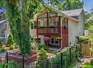 228 17th Ave N, Hopkins, MN 55343