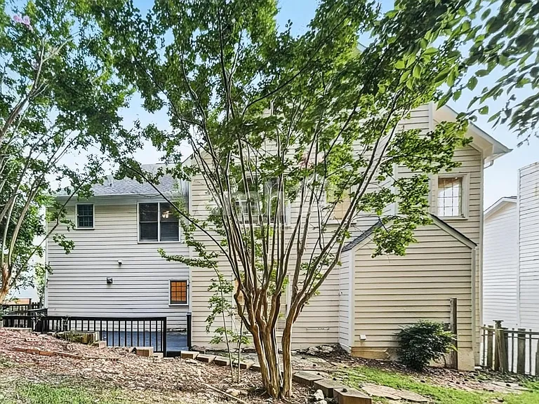 2175 Carlysle Cove Dr — Photo 19