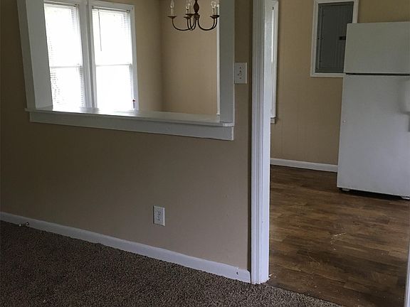 View of kitchen/ dining room from living room