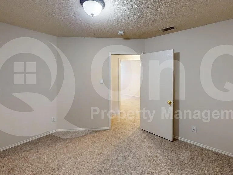 8001 Mourning Dove Dr — Photo 14