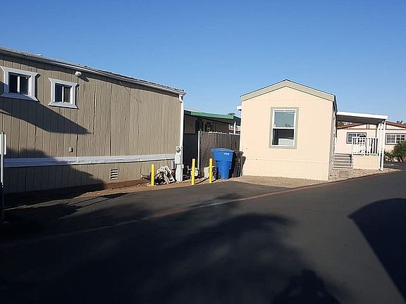 2nd image of 1600 Palm Ave Space 33