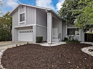 118 Brookdale Dr, Vacaville, CA 95687