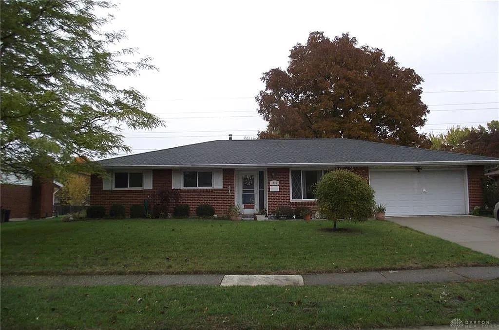 1023 Merrywood Dr photo 1
