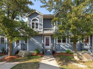 22 Oak Leaf Way UNIT 22, Peabody, MA 01960