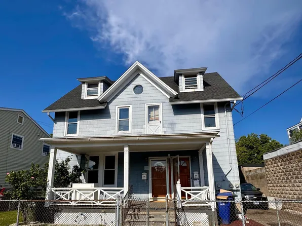 384 Wells Street, Bridgeport, CT 06606