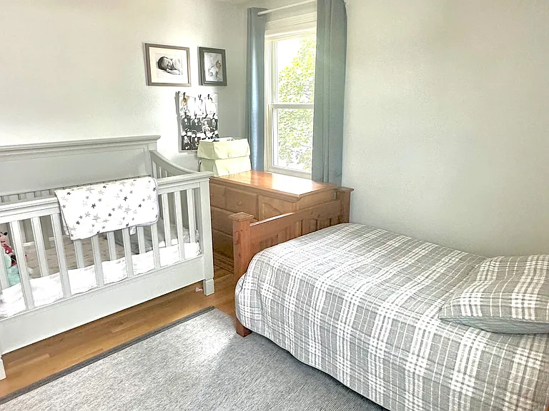 28 Evergreen Ave #28 — Photo 7