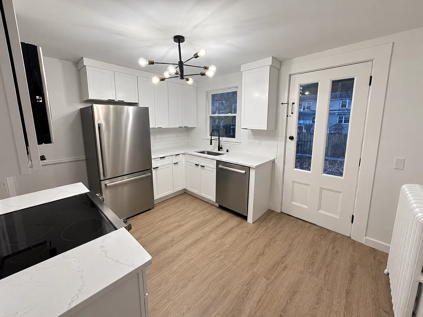 Charming 1-Bedroom Apartment in Tariffville Cozy Living with Local Flair! — Photo 2
