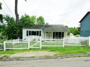 171 W Hiram St, Barberton, OH 44203