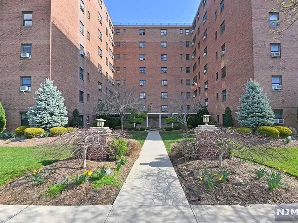 208 Anderson St APT N2d, Hackensack, NJ 07601