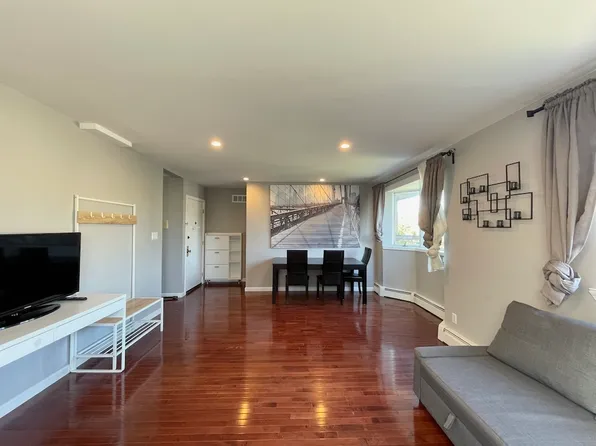 224 Bay 44th Street 224B image 2 of 20