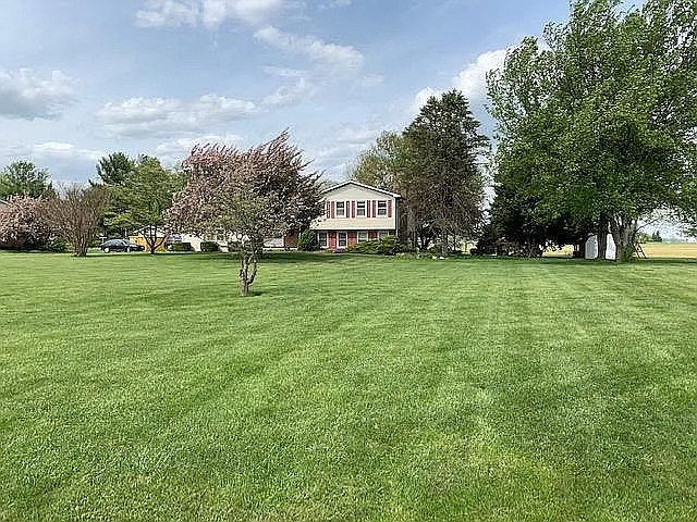 8410 Lassie Ct E photo 1