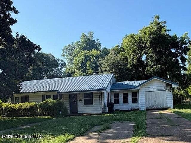 1st image of 292 Ridge Ave