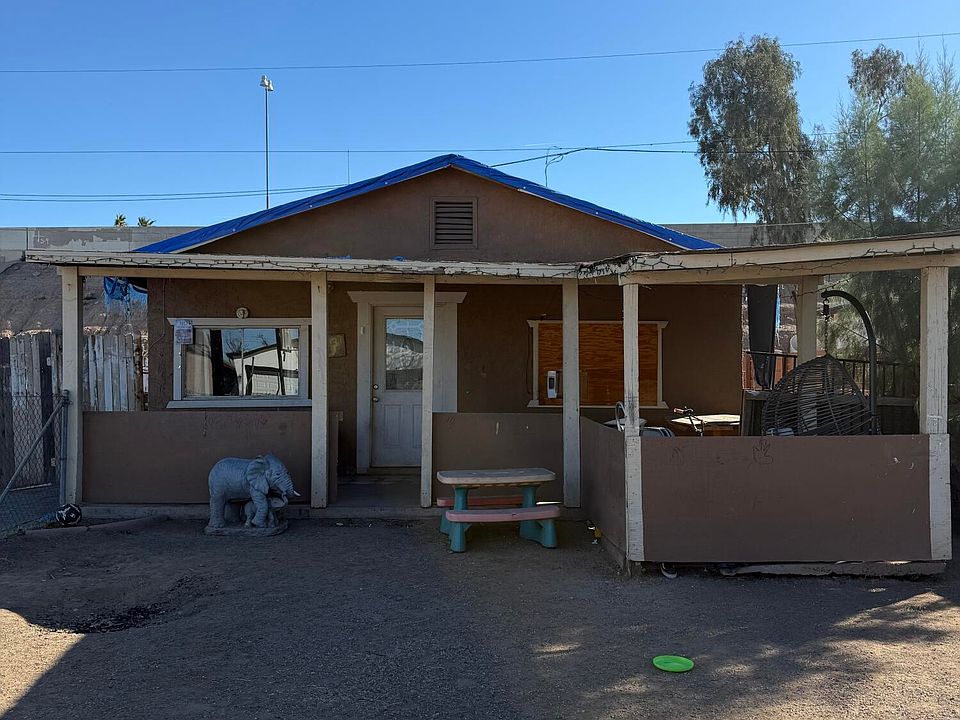 1st image of 1109 W APACHE Street