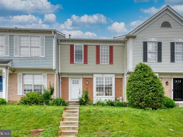 211 Royal Oak Ct, Odenton, MD 21113