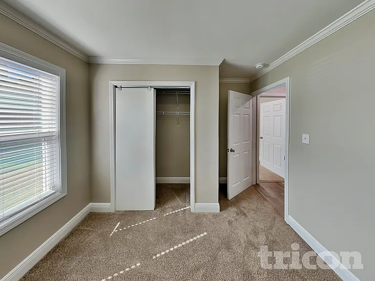 6745 Biscayne Blvd — Photo 12
