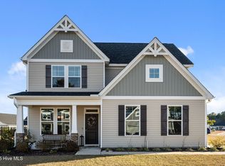 301 Gander Ct #667, Sneads Ferry, NC 28460