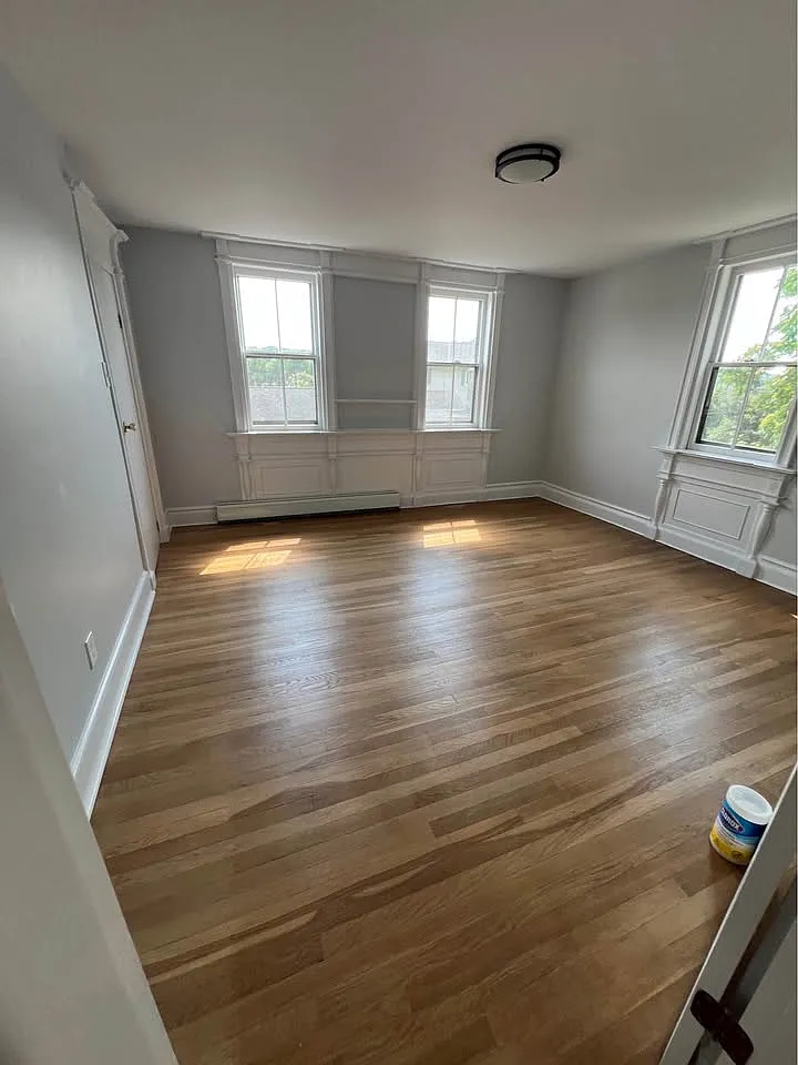 5 bed, 1764 sqft, $3,200 — Photo 4