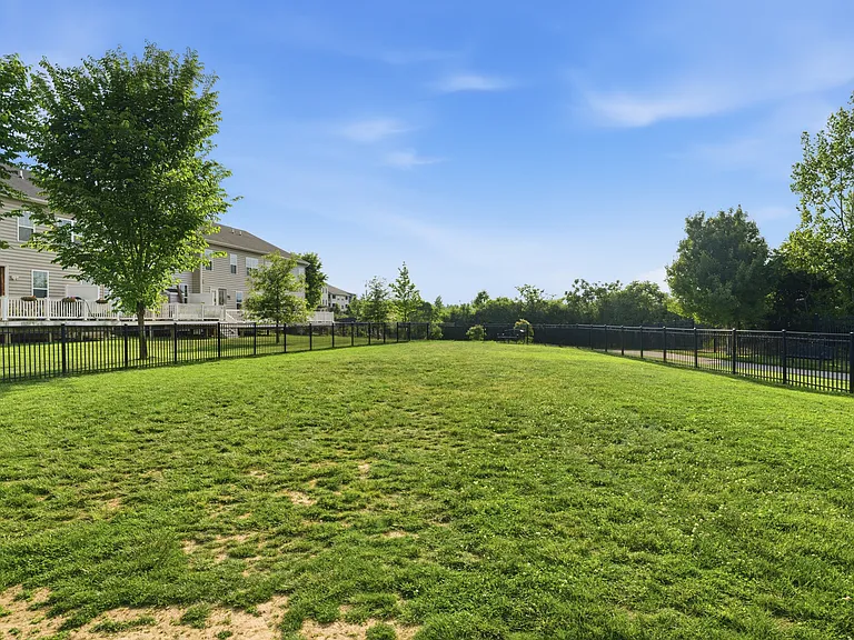512 Quarry Point Rd — Photo 60