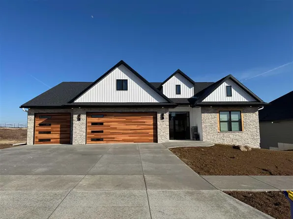 640 Rock Ridge Rd, Tiffin, IA 52340