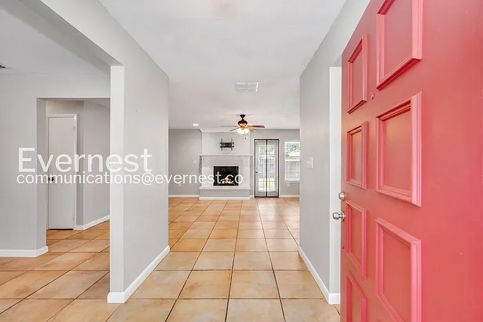 502 El Camino Real S — Photo 8