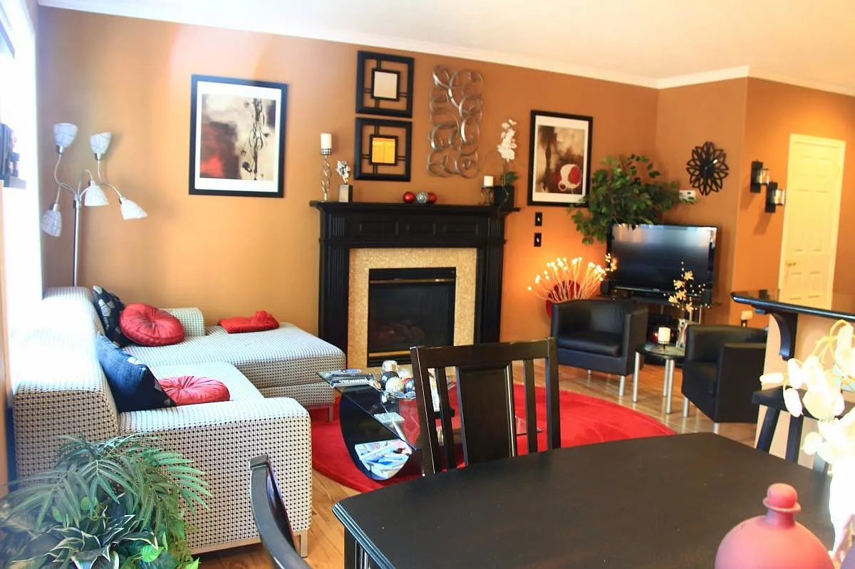Living Room - 6546 NE Forest Ln