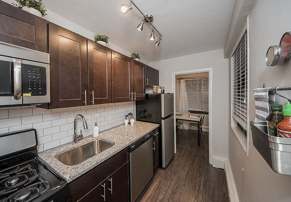 1st image of 1215 E Hyde Park Blvd #508