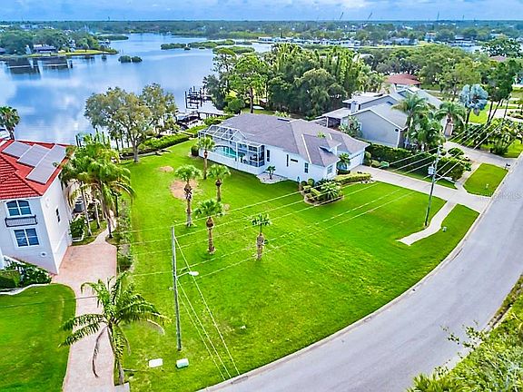 5th image of 812 Bayshore Dr