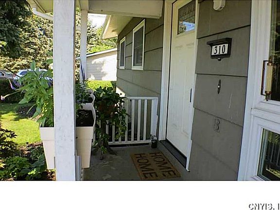 3rd image of 310 Stillwell Cir