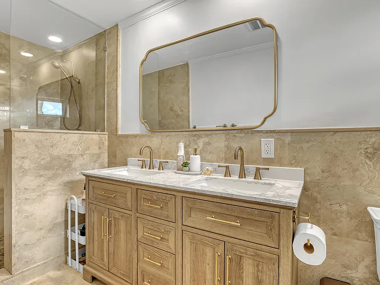 561 Anchorage Dr — Photo 12
