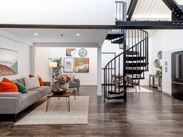 730 29th St APT 212, Oakland, CA 94609