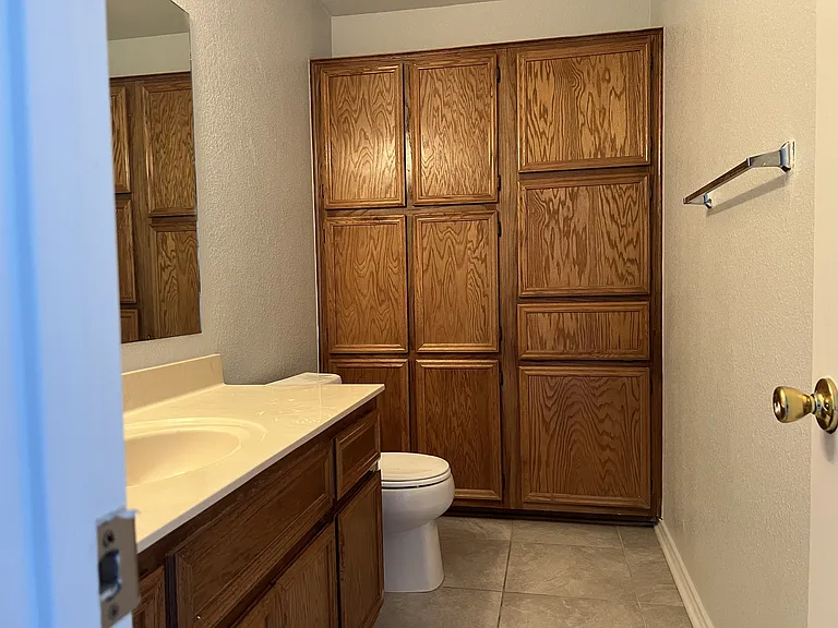 2507 Schwald Rd — Photo 5