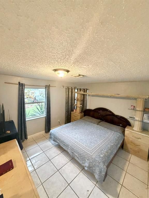 2531 NE 7TH TERRACE, photo 9