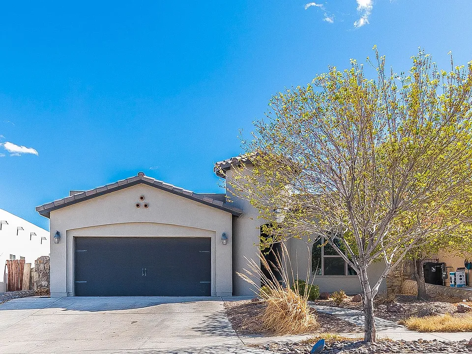 871 Maple Park Ave