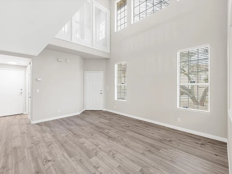 9901 Trailwood Dr #1069 — Photo 7