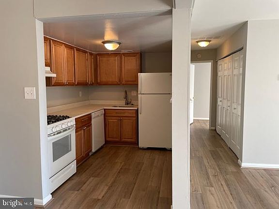 4th image of 3141 University Blvd W APT 2