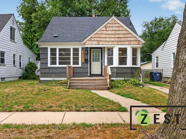 20017 Woodworth, Redford, MI 48240
