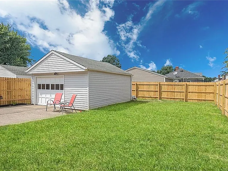 1008 Dartmoor Ave — Photo 18