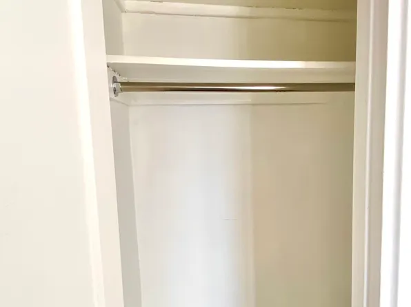 3131 Grand Concourse image 16 of 33