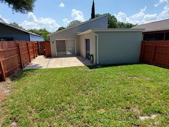 5th image of 4403R Venice Dr
