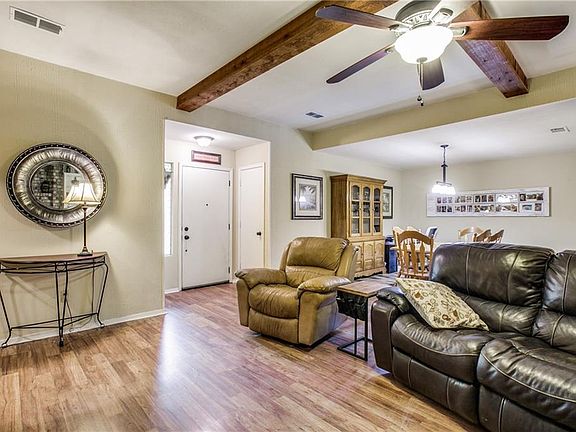 4th image of 5805 Village Glen Trl