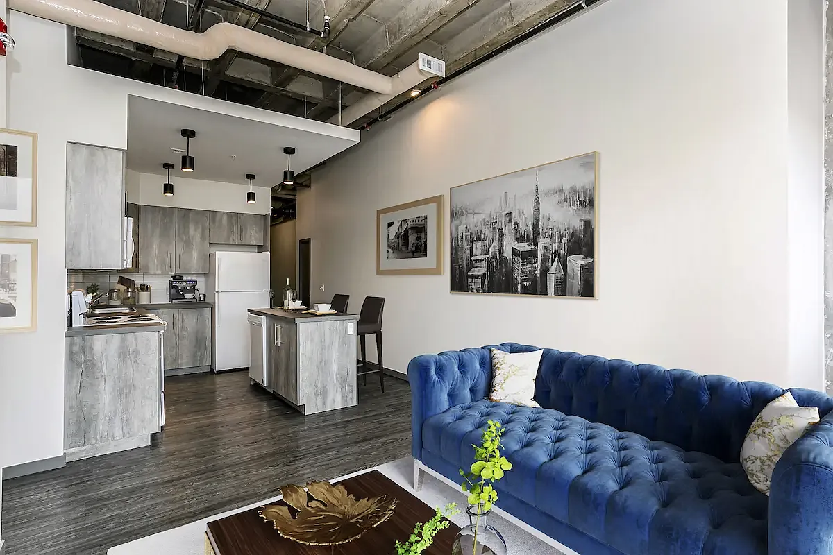 Kingsway Lofts — Photo 3