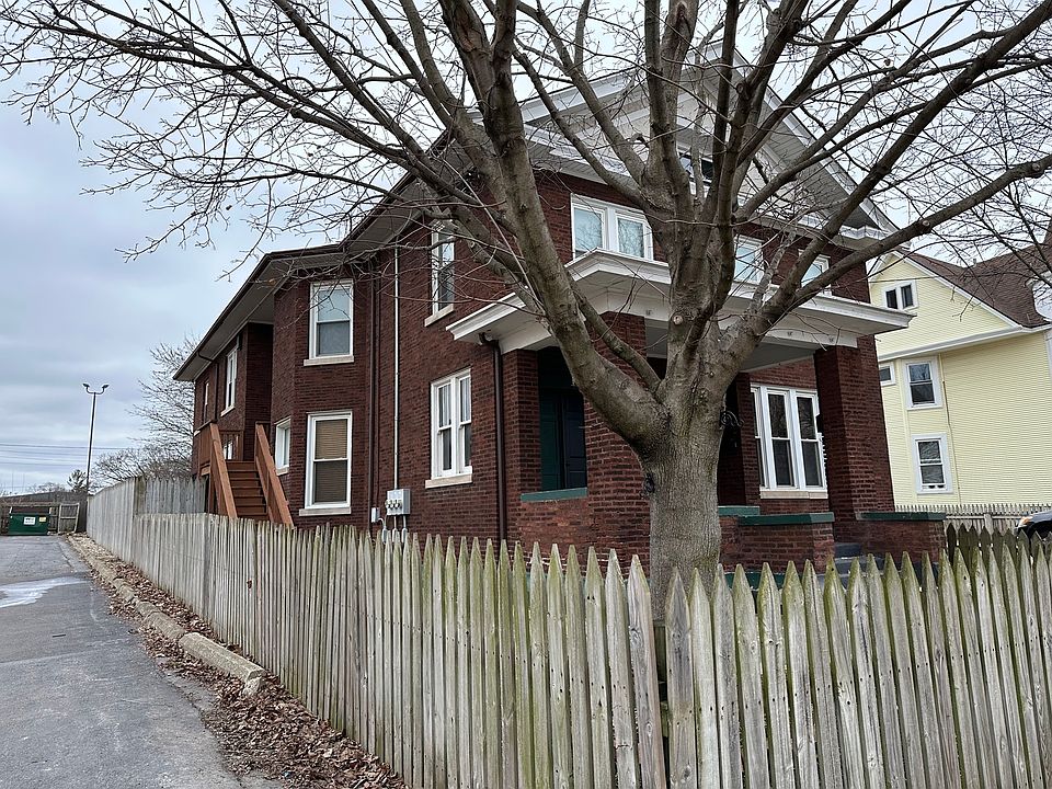 2nd image of 66 S Lincoln Ave